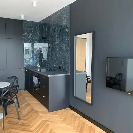Wola Goleszowska Apartamento Varsóvia